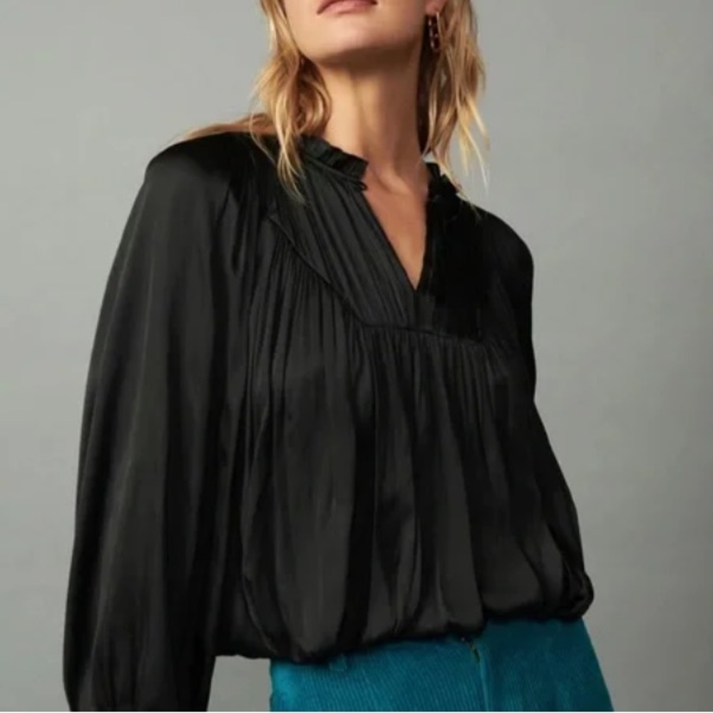 Current Air Black long sleeve Shirred blouse Size S